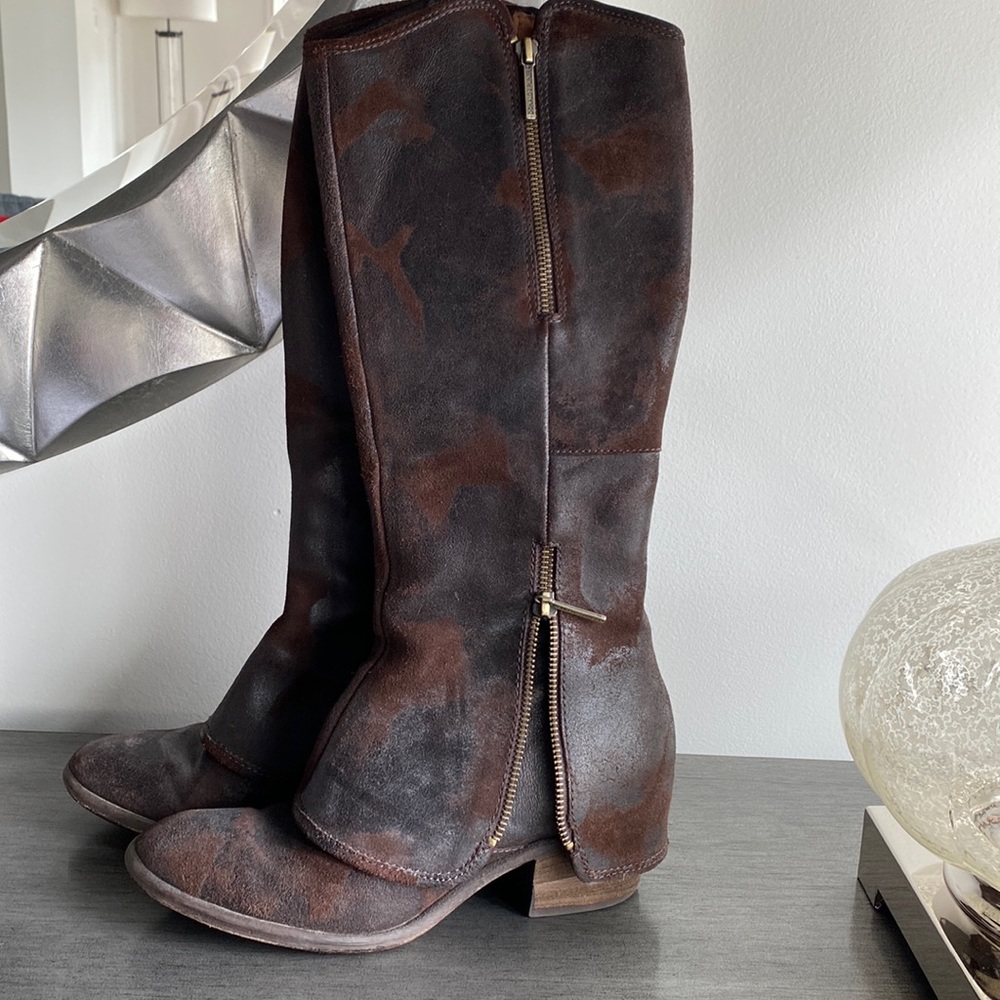 Donald J Pliner Devi3 Boots